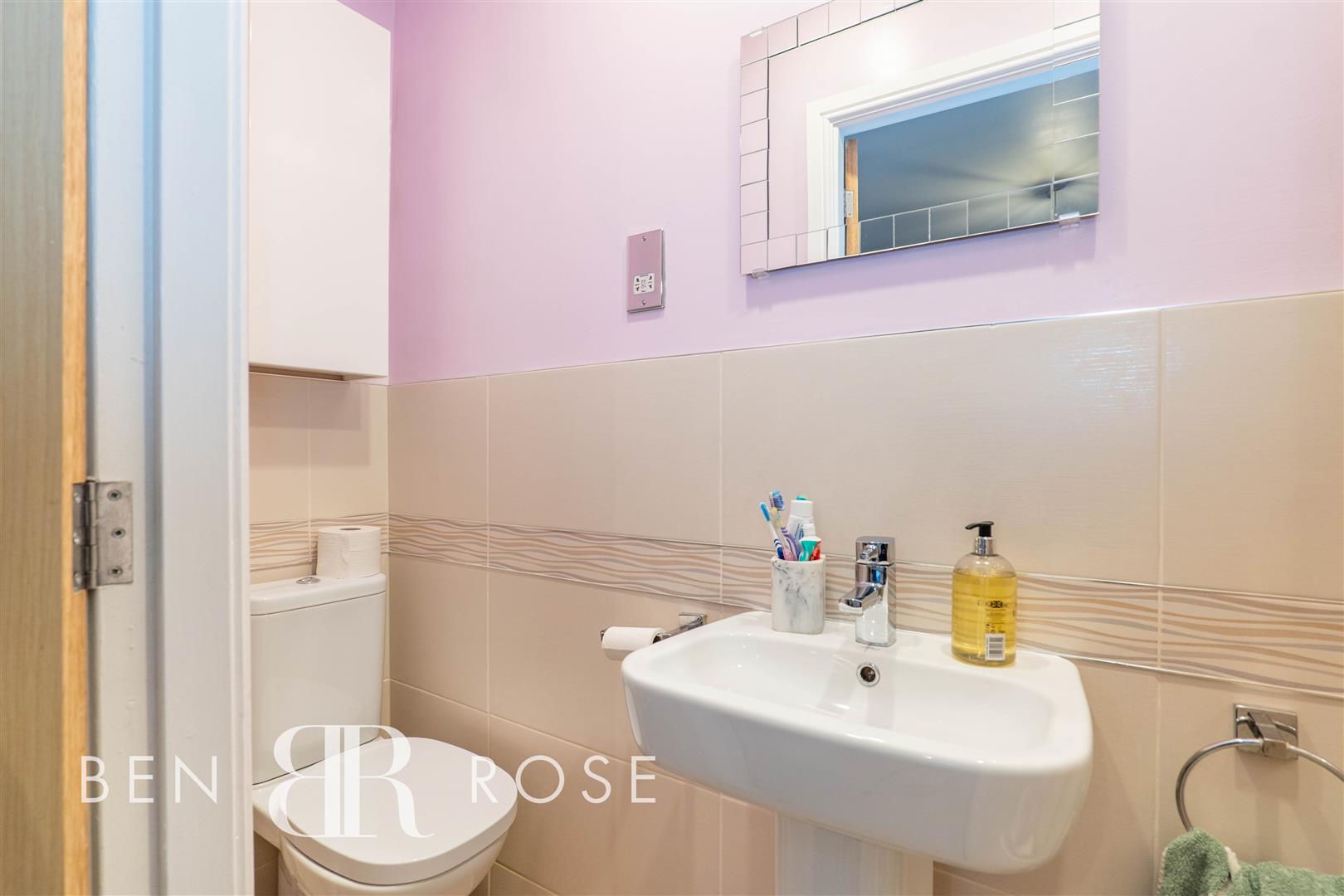 Forsythia Drive, Chorley